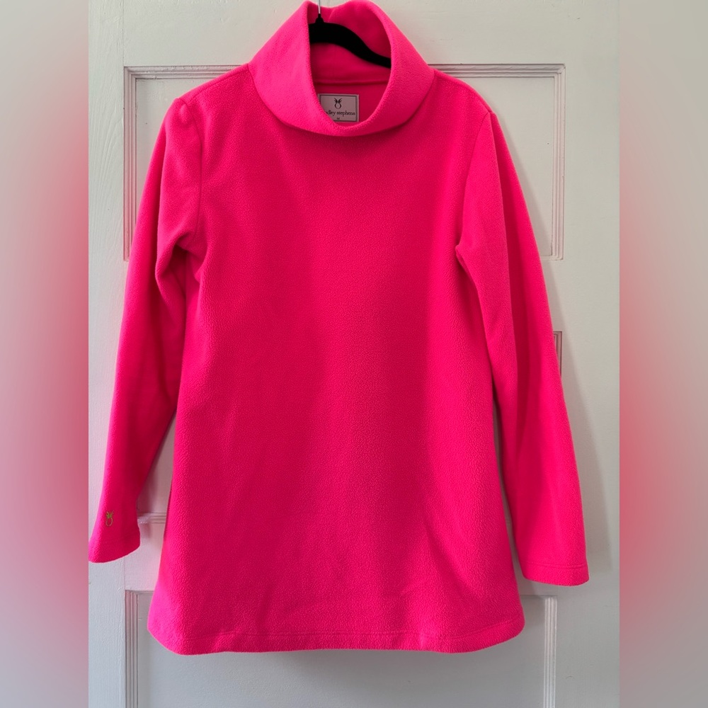 Dudley Stephens Women's Pink Turtleneck Sweater